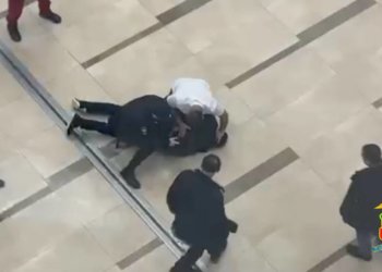 Напавший на пассажира в красноярском аэропорту мигрант оказался психически болен