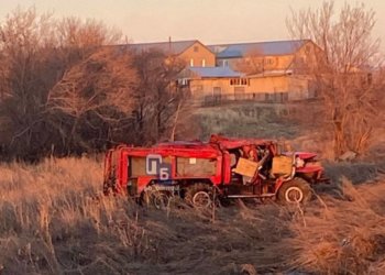 Пожарный погиб в ДТП на служебной машине в Алтайском крае