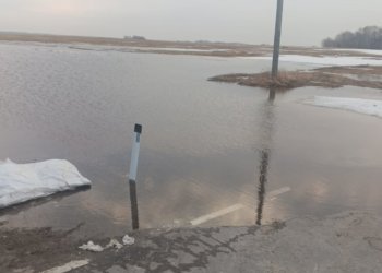 Девять дорожных участков подтоплены в Новосибирской области