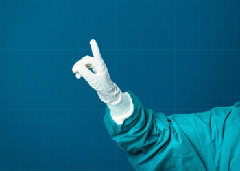 Студенты НГУ стали лучшими хирургами Сибири