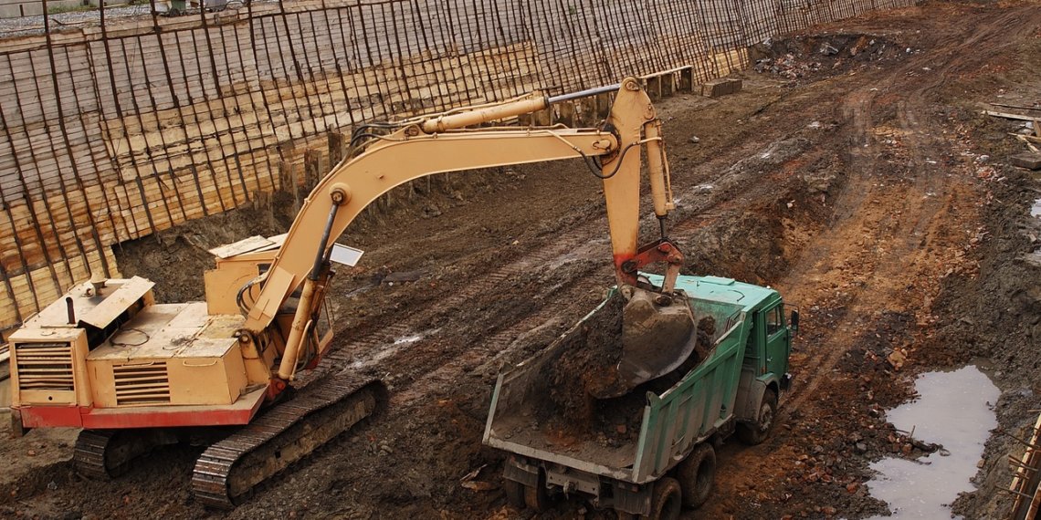 «Будем штрафовать»: Максим Кудрявцев пообещал усилить контроль за транспортом с немытыми колёсами