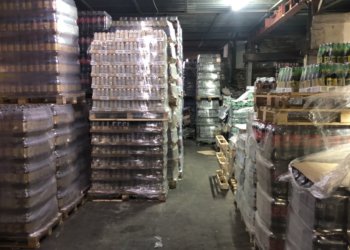 В Новосибирске у бутлегера изъяли 100 тысяч литров алкоголя