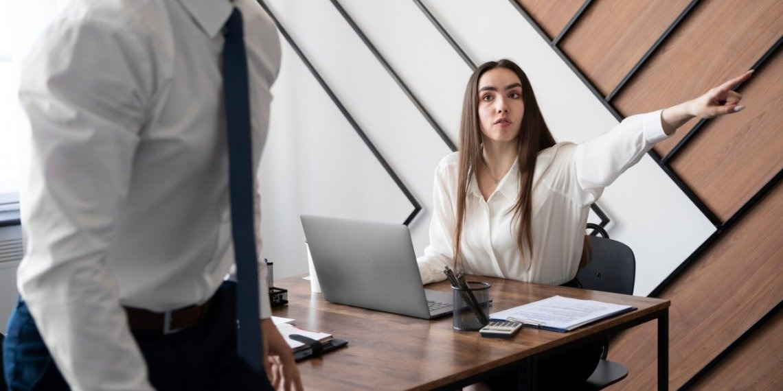 Офисный сленг: новосибирцы перечислили раздражающие на работе слова