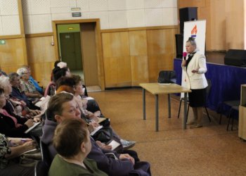 Секретами богатого урожая поделилась с пашинцами агроном Людмила Шубина в Новосибирске