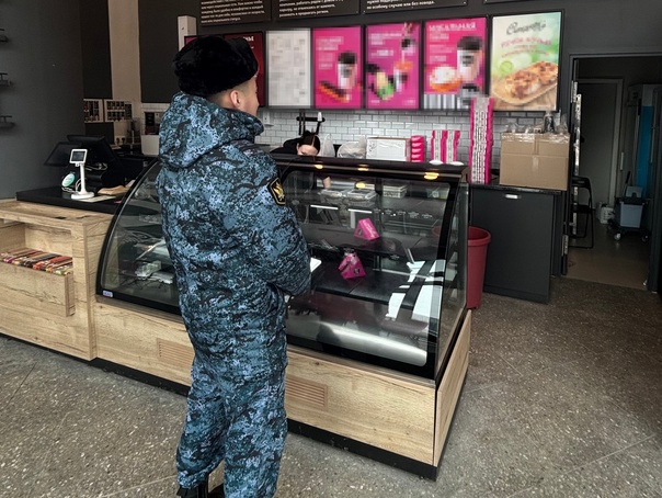 В Новосибирске закрыли из-за долгов популярную кондитерскую