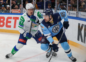 Нападающий Тэйлор Бек покидает ХК «Сибирь»