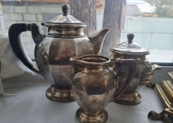 В Новосибирске выставили на продажу французский сервиз за 450 тысяч рублей