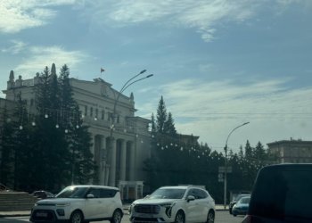 Шторм, град и грозы прогнозируют вечером в Новосибирске