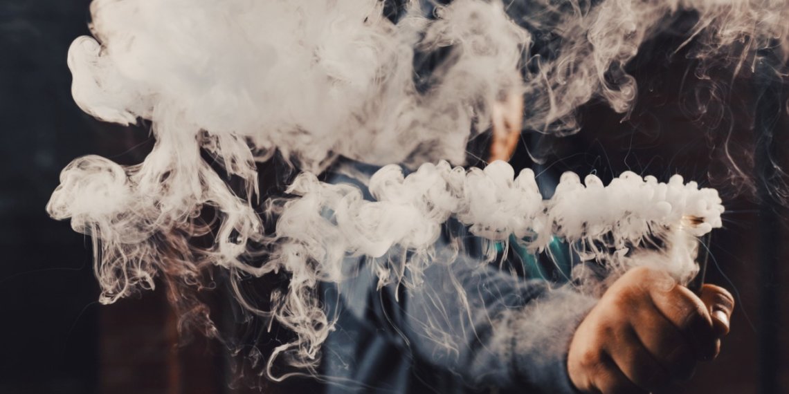 Электронные сигареты и вейпы стали чаще курить жители Новосибирской области