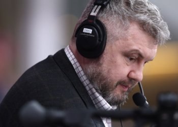 Уголовное дело об избиении комментатора Скворцова в Новосибирске закрыли