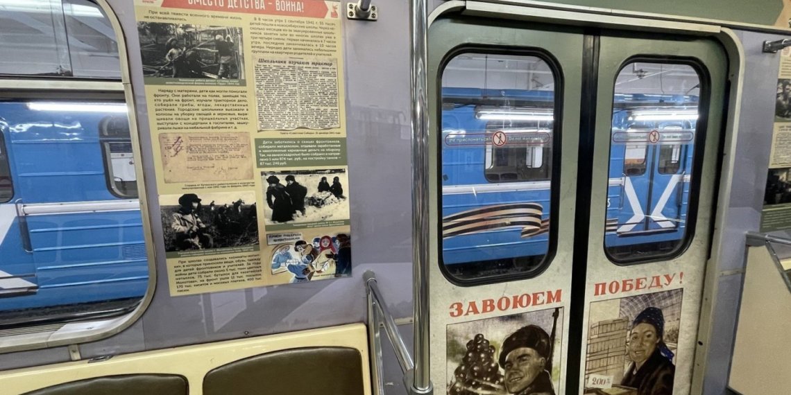 В поезде-музее Новосибирского метрополитена появилась новая экспозиция