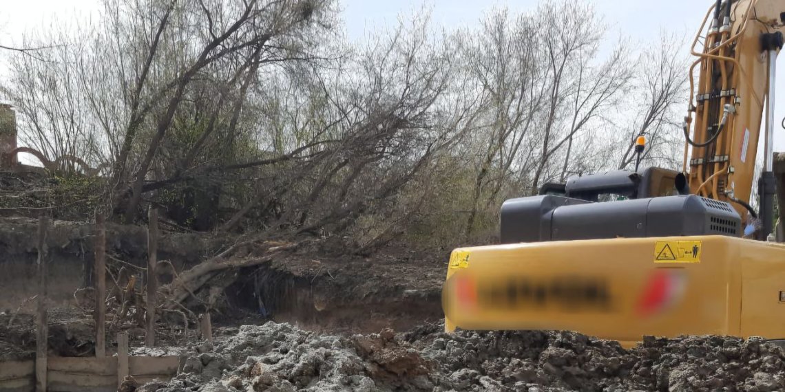 Из-за повреждения кабеля частный сектор в Дзержинском районе Новосибирска остался без света