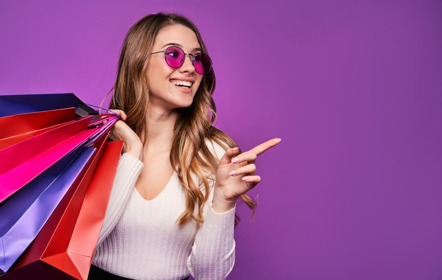 Более 70% сибиряков регулярно совершают незапланированные покупки