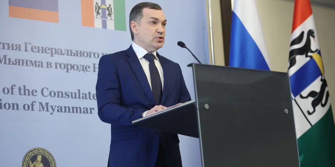 Мэр Новосибирска вновь возглавил медиарейтинг первых лиц Сибири