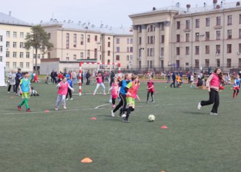 На футбол всей семьей: большой фестиваль любительского спорта в третий раз прошёл в Новосибирске