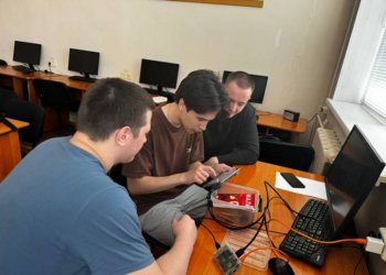 Умную «урну» для голосования с распознаванием лиц разработали новосибирские студенты