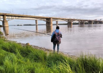 Спасатели предупредили рыбаков об опасности на воде в выходные 28 и 29 июня