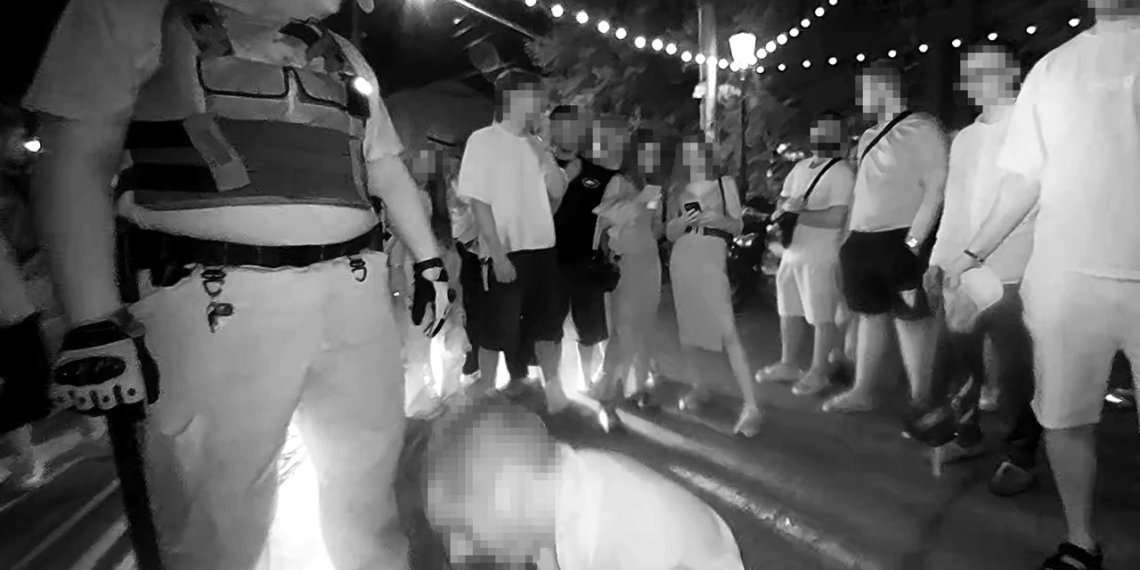 Массовая драка между молодыми людьми и 40-летними мужчинами завязалась в баре Новосибирска