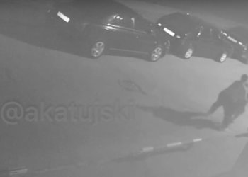 Повалил на землю и пинал ногами по голове: мужчину жестоко избили во дворе ночью в Новосибирске