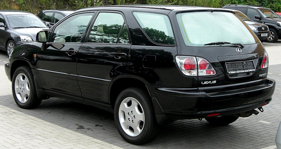 Взял покататься Lexus у родственника: в Новосибирске задержали подростка, подозреваемого в угоне