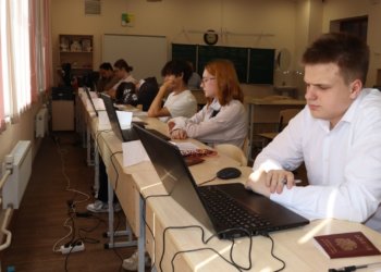 Новосибирские выпускники 24 июня узнают результаты ЕГЭ по информатике и иностранным языкам