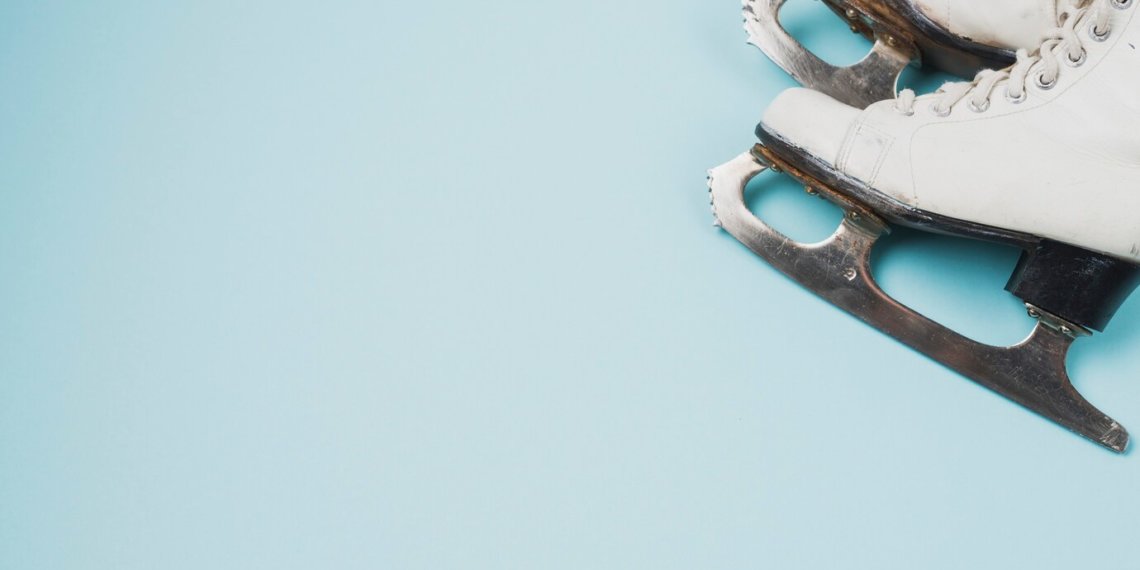 Возбуждение дела против экс-тренера по фигурному катанию отменили в Новосибирске