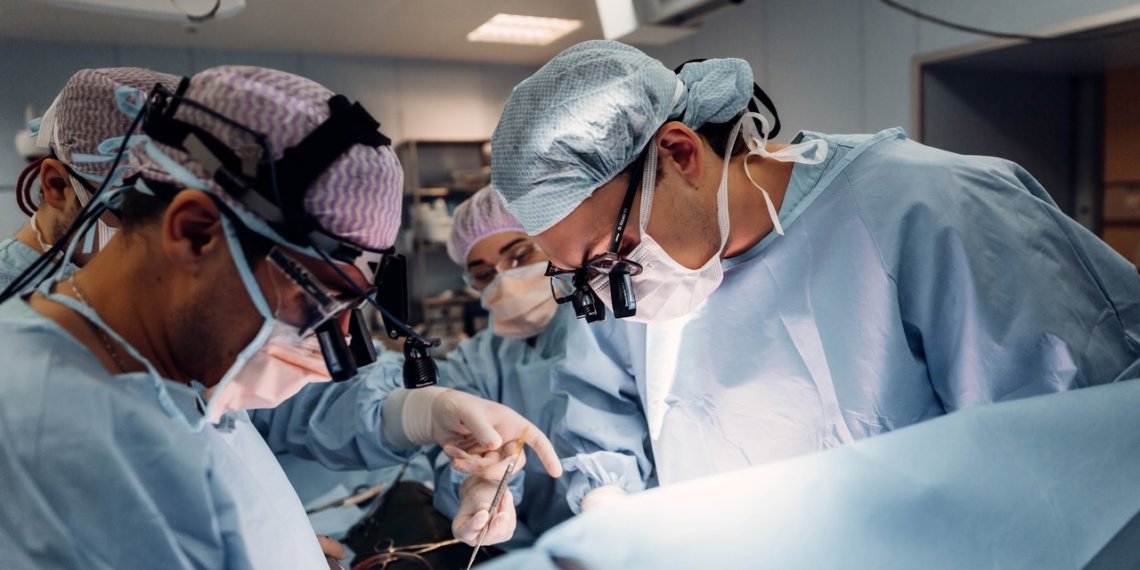 Каменистую опухоль из сердца младенца удалили новосибирские врачи