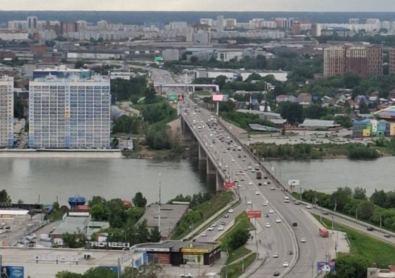 Реверсивное движение на Димитровском мосту введут с 9 июня