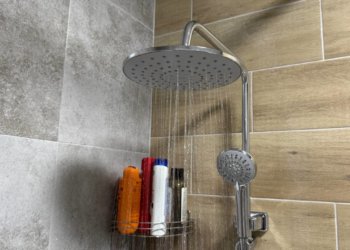 Горячую воду отключат со 2 июля в Центральном и Октябрьском районах Новосибирска