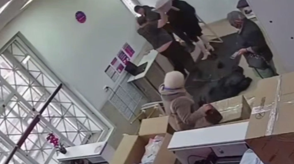 Новосибирца осудят за драку на пунтке выдачи Widberries