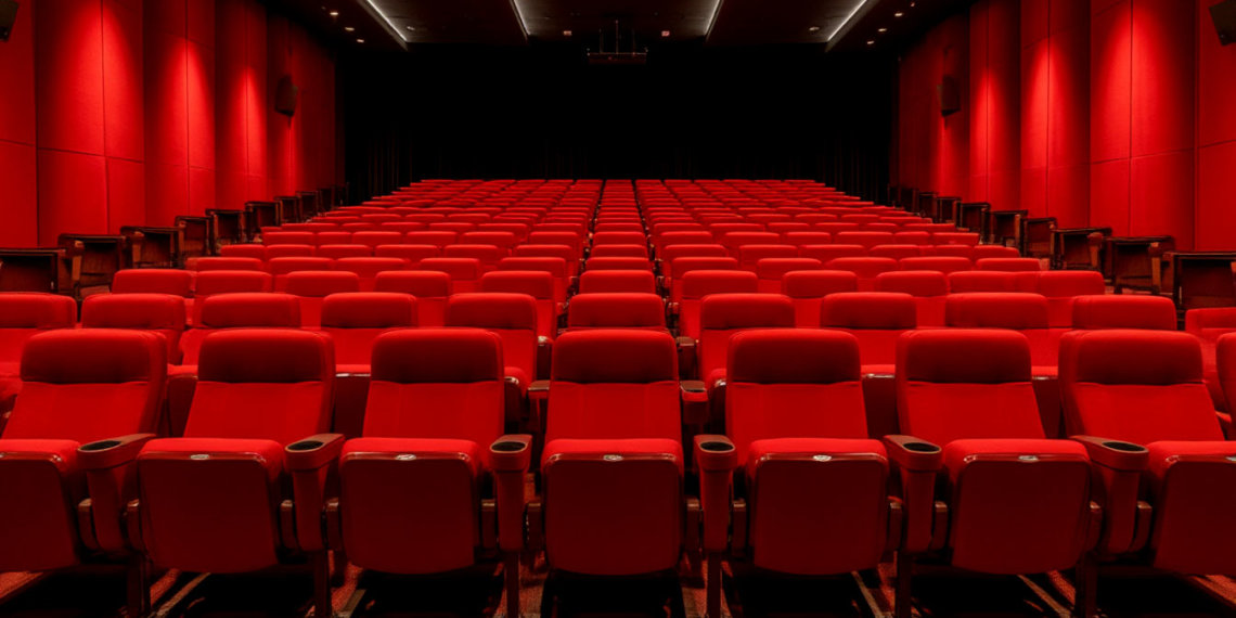 В России могут ввести скидки в кинотеатрах на места для поцелуев