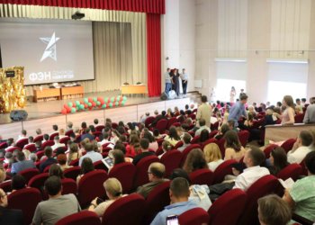 Энергетики поздравили выпускников НГТУ с окончанием вуза