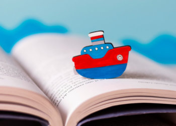 Детскую книжную карту для семей с маленькими детьми введут в России