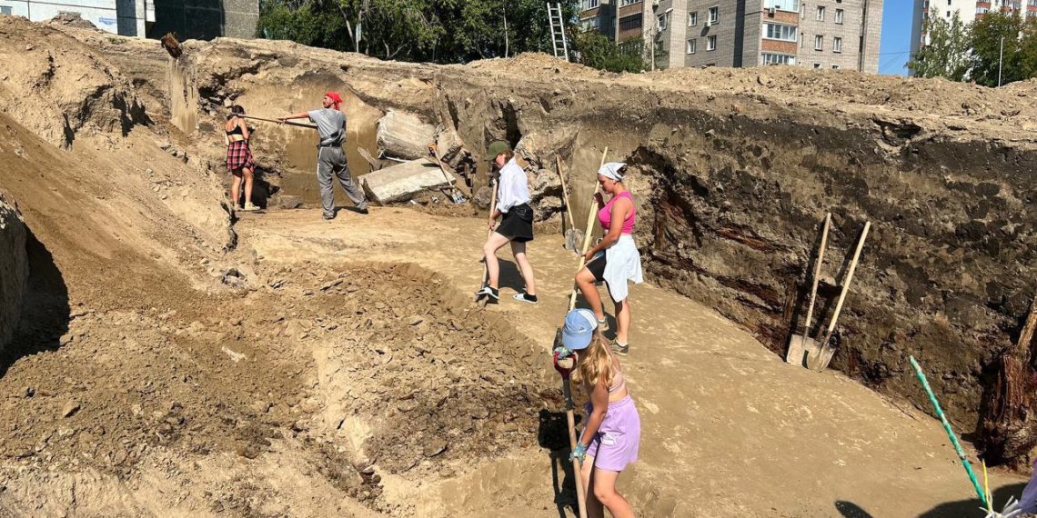 Останки взрослых и детей обнаружили археологи на месте строительства дороги в Красноярске