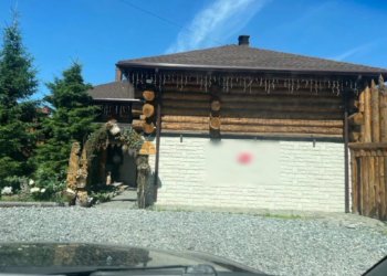 Супруги организовали бордель с ребенком в Новосибирске