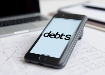 В России с 1 июля начнется эксперимент по онлайн-взысканию долгов за ЖКХ