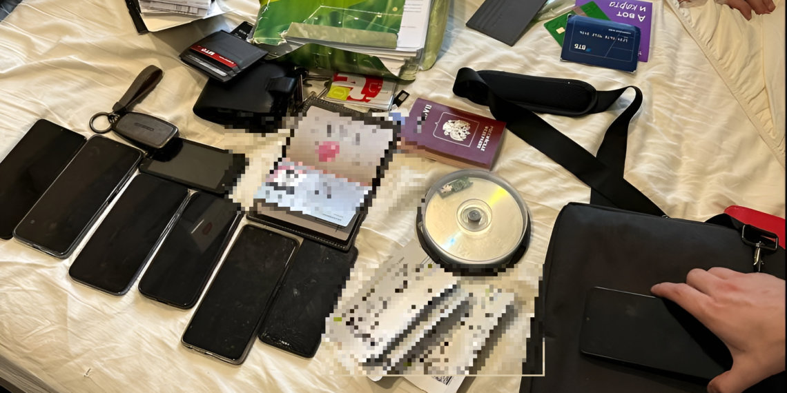 ФСБ раскрыла схему «черных курьеров», похитивших 200 млн рублей у новосибирцев