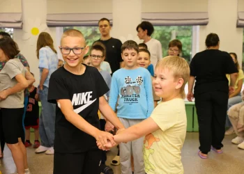 Новосибирцы отметили День Петра и Февронии в социальных центрах