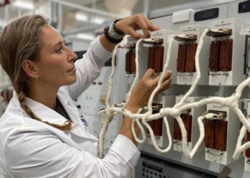 Инженер-метролог из Новосибирска рассказала, почему выбрала работу на заводе и посвятила жизнь необычной профессии