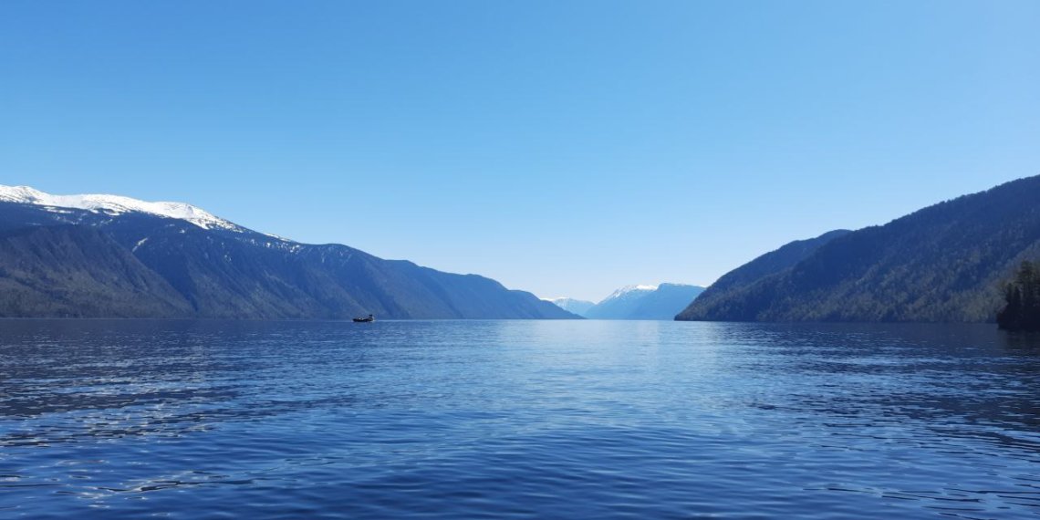 Здесь есть что ловить: оператор Т2 улучшил связь в туристических местах Сибири