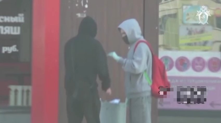 Двух новосибирских подростков задержали за попытку отравления военнослужащего РФ