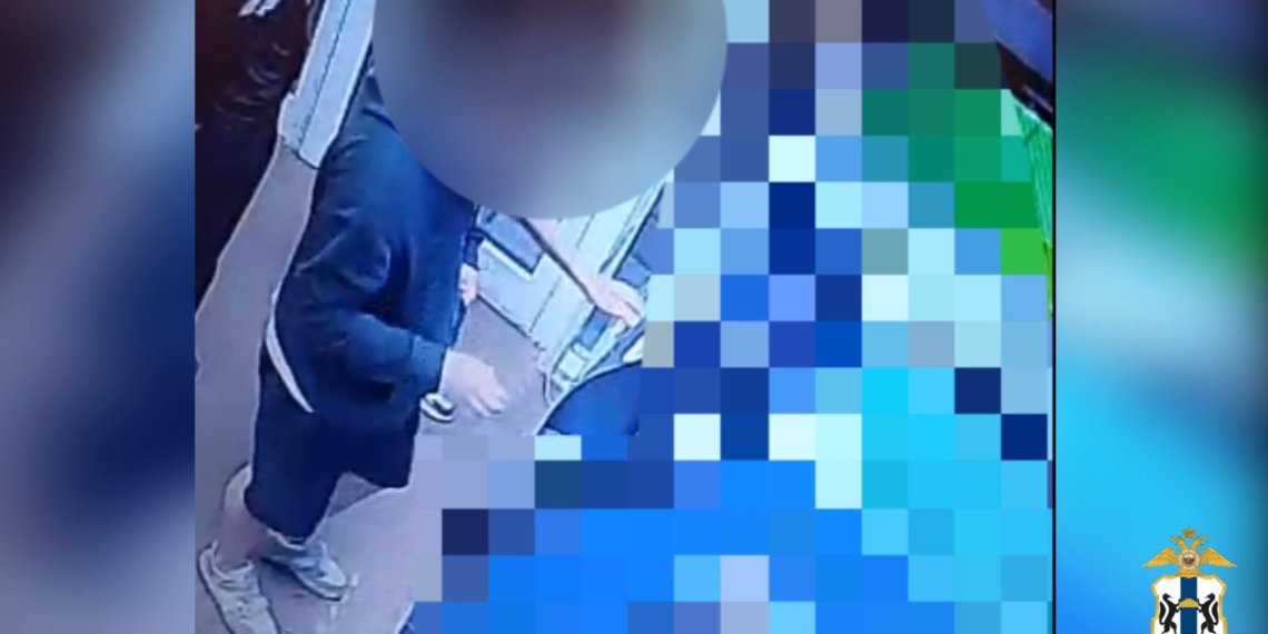 Двоих парней задержали по подозрению в незаконном обороте средств платежей