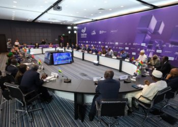 Андрей Травников приветствовал представителей зарубежных делегаций «Технопрома»