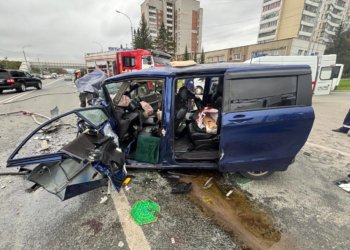 Сибирячка погибла в ДТП в Бердске. Ещё шесть человек пострадали