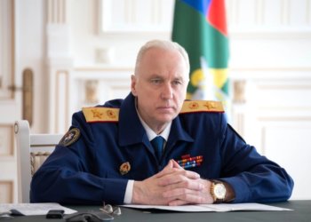 Бастрыкину доложат о ненадлежащих условиях для проживания в одном из домов в Новосибирске