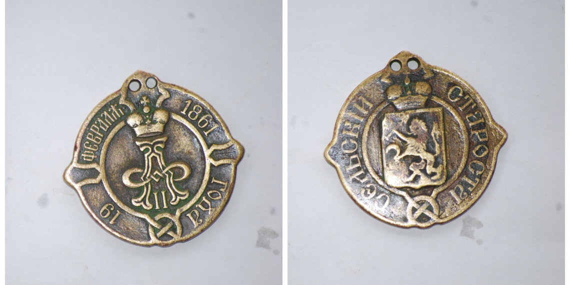 Тайна жетона из Коя: как семья из Новосибирска пыталась найти родственника в Партизанском районе