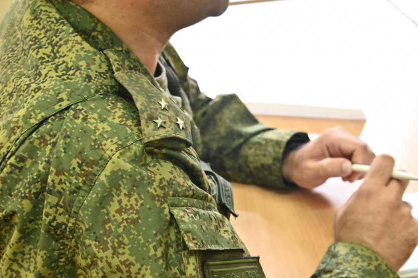Минобороны увеличило план набора на военную службу по контракту