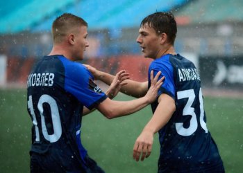 Футбольная «Сибирь» одержала вторую домашнюю победу подряд