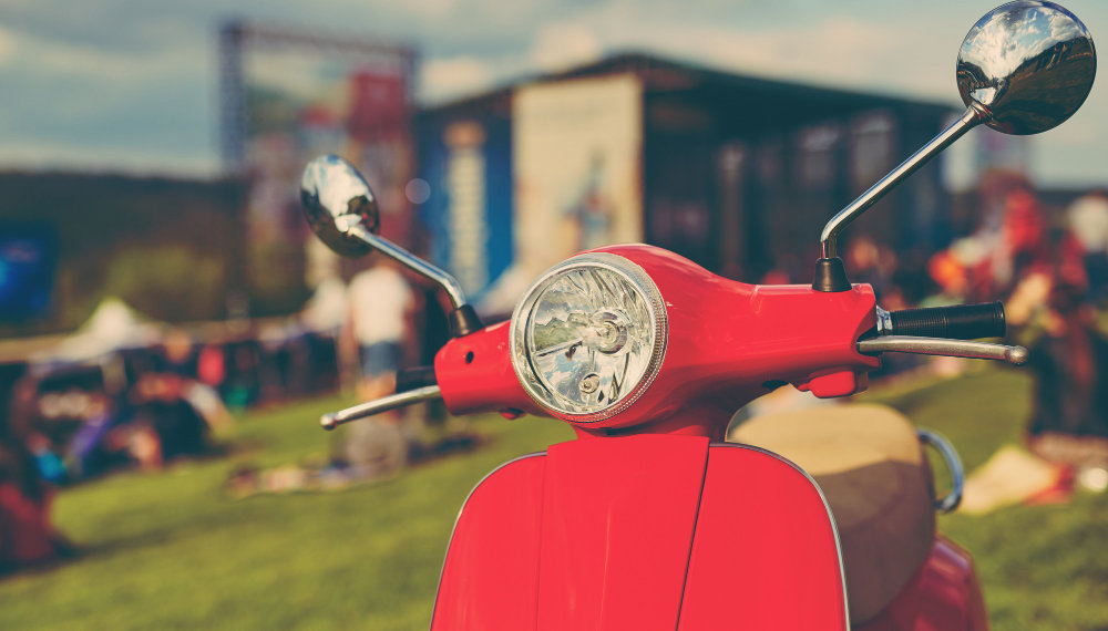 ГАИшника уволили за кражу мопеда со штрафстоянки в Новосибирской области