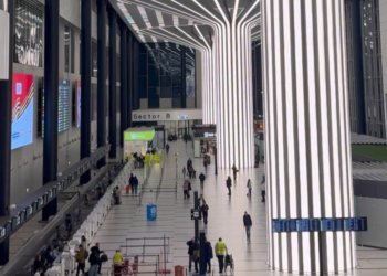 В новосибирский аэропорт Толмачево 25 рейсов опаздывают из-за тумана